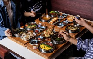 한식당 메뉴 구성 전략 &#...